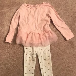 Carters outfit size 3T